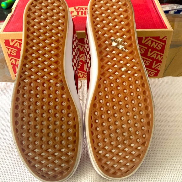 Vans suede checked red/white Comfycush era shoe - Picture 2 of 4
